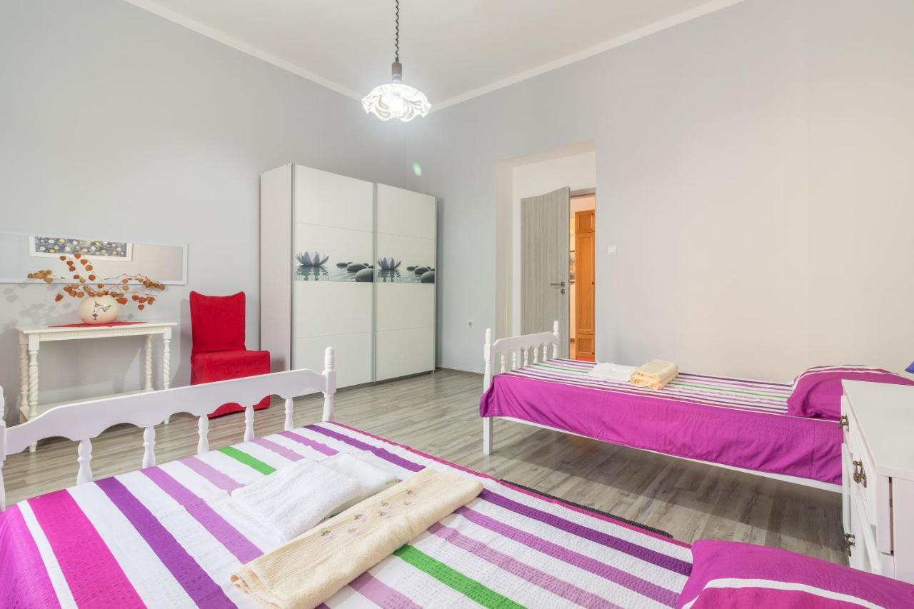 Monteparadiso بولا المظهر الخارجي الصورة